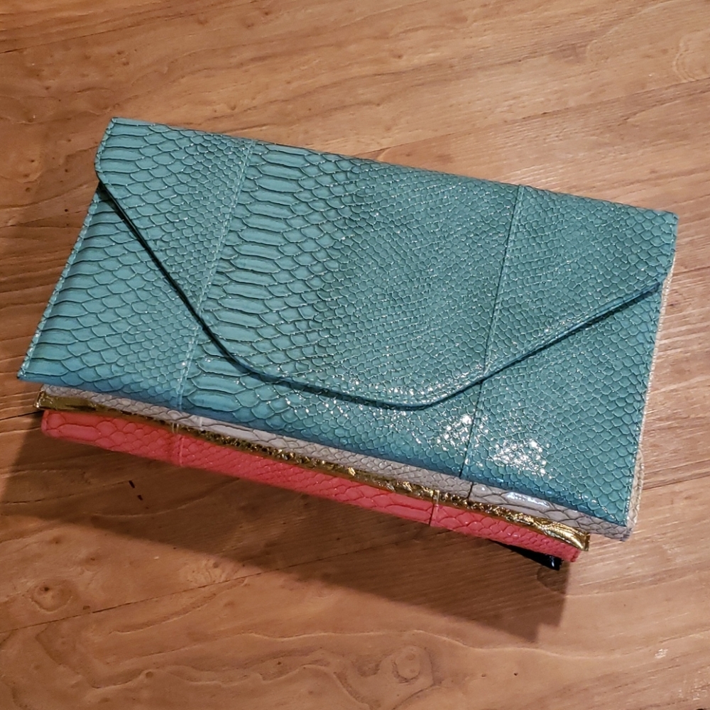 Classic 70s Python Clutch or Tablet Case - Picture 10 of 15